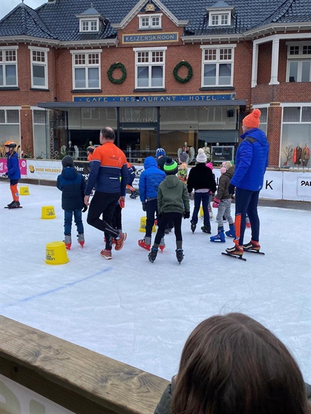 Schaatsclinics BSS Succesvol !